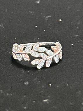 IBB 925 Sterling Silver Pink & White Crystal Leaf Vine Ring 7.25